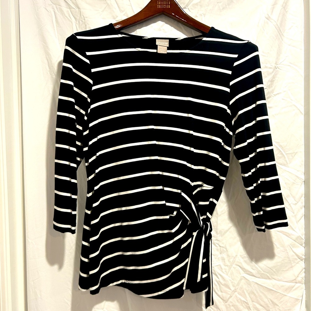 Chicos cinch side shirt